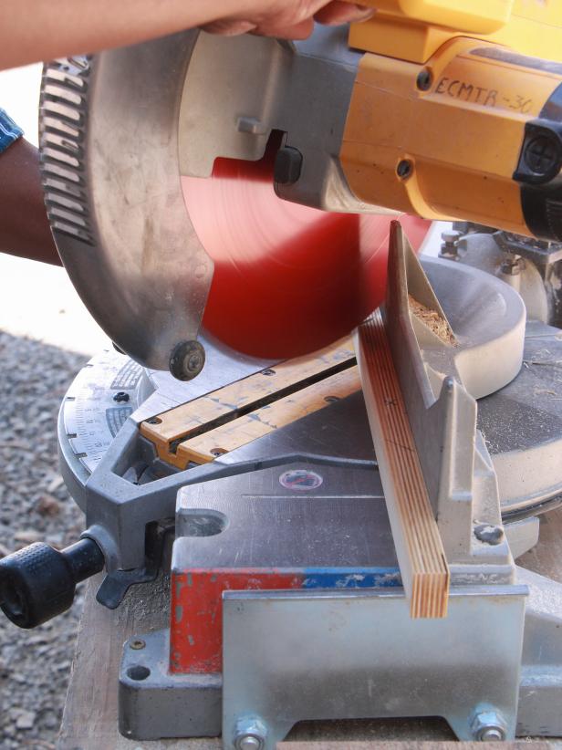 How to Design a Wood Slat Wall howtos DIY